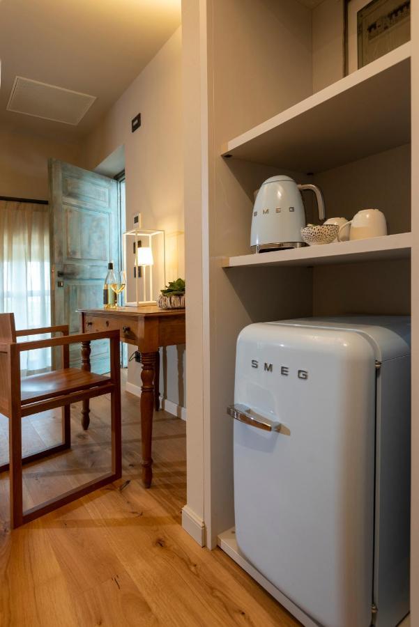Antica Dimora Dosio Bed & Breakfast La Morra Bagian luar foto