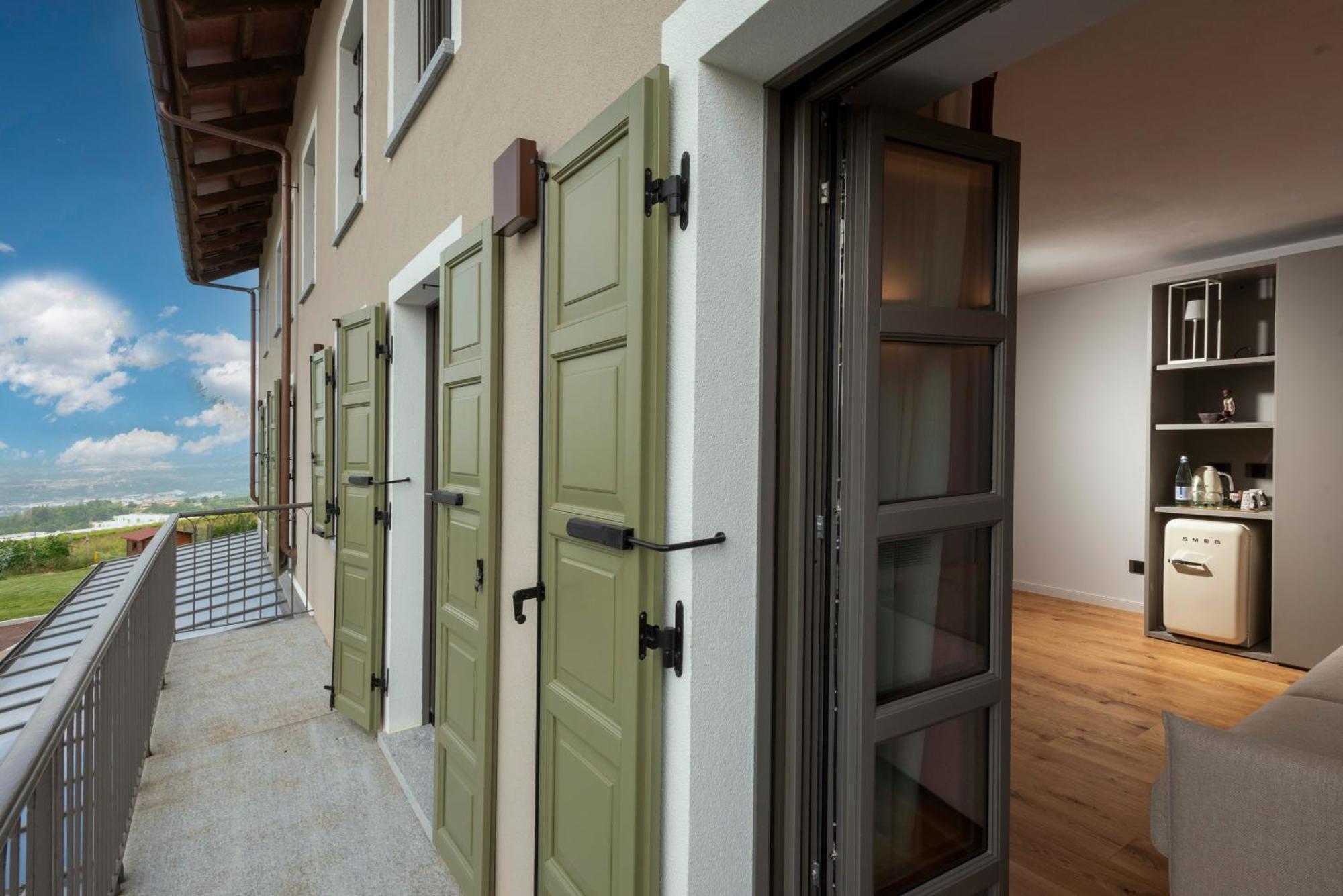 Antica Dimora Dosio Bed & Breakfast La Morra Bagian luar foto