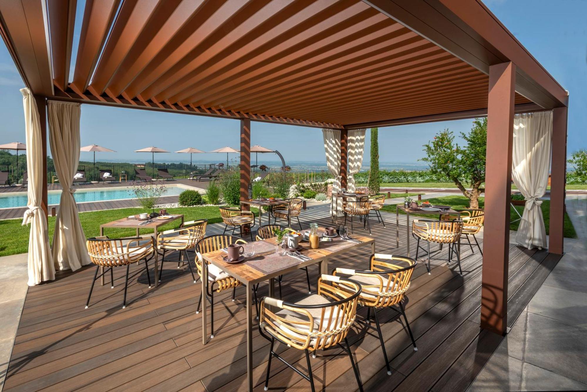 Antica Dimora Dosio Bed & Breakfast La Morra Bagian luar foto