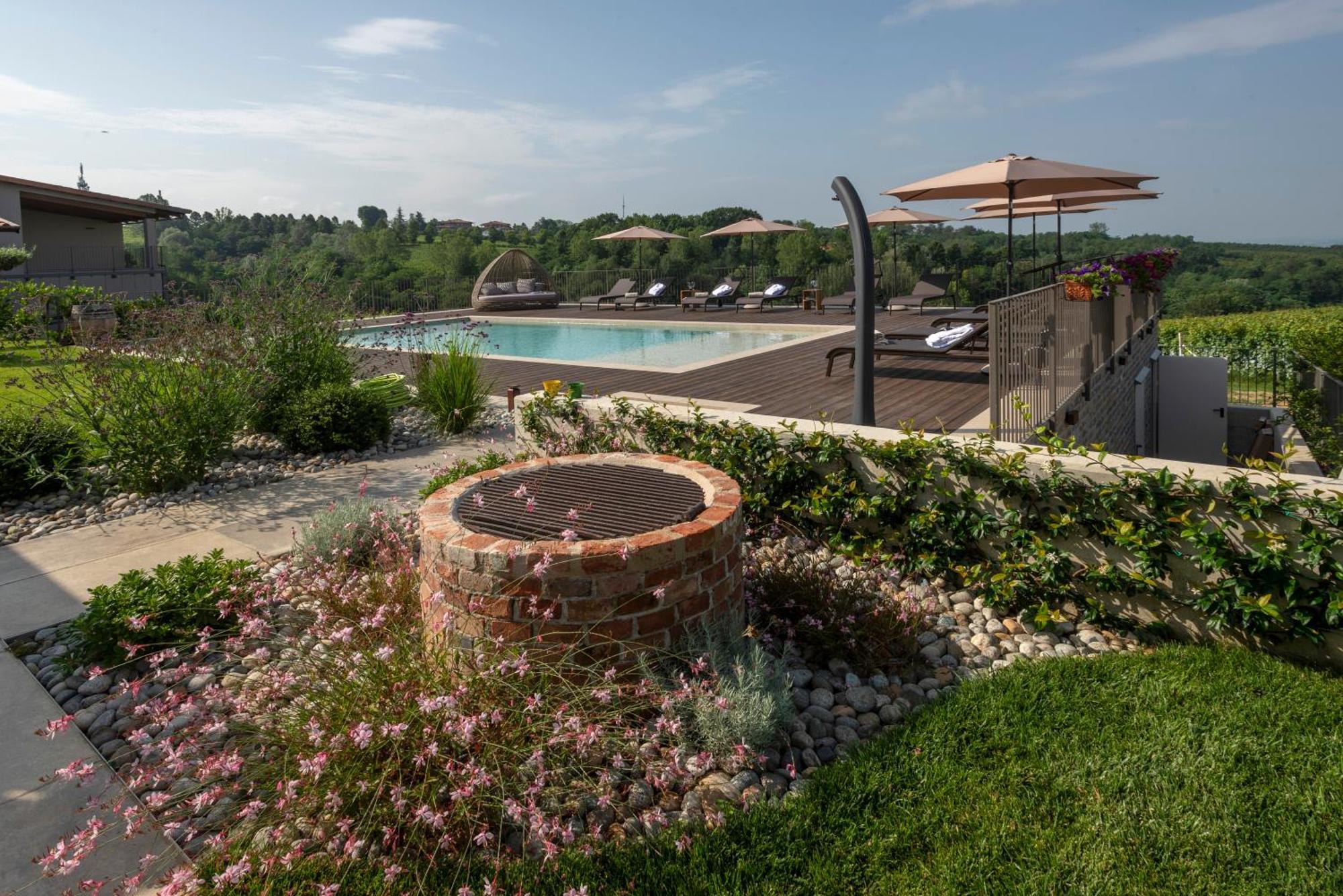 Antica Dimora Dosio Bed & Breakfast La Morra Bagian luar foto