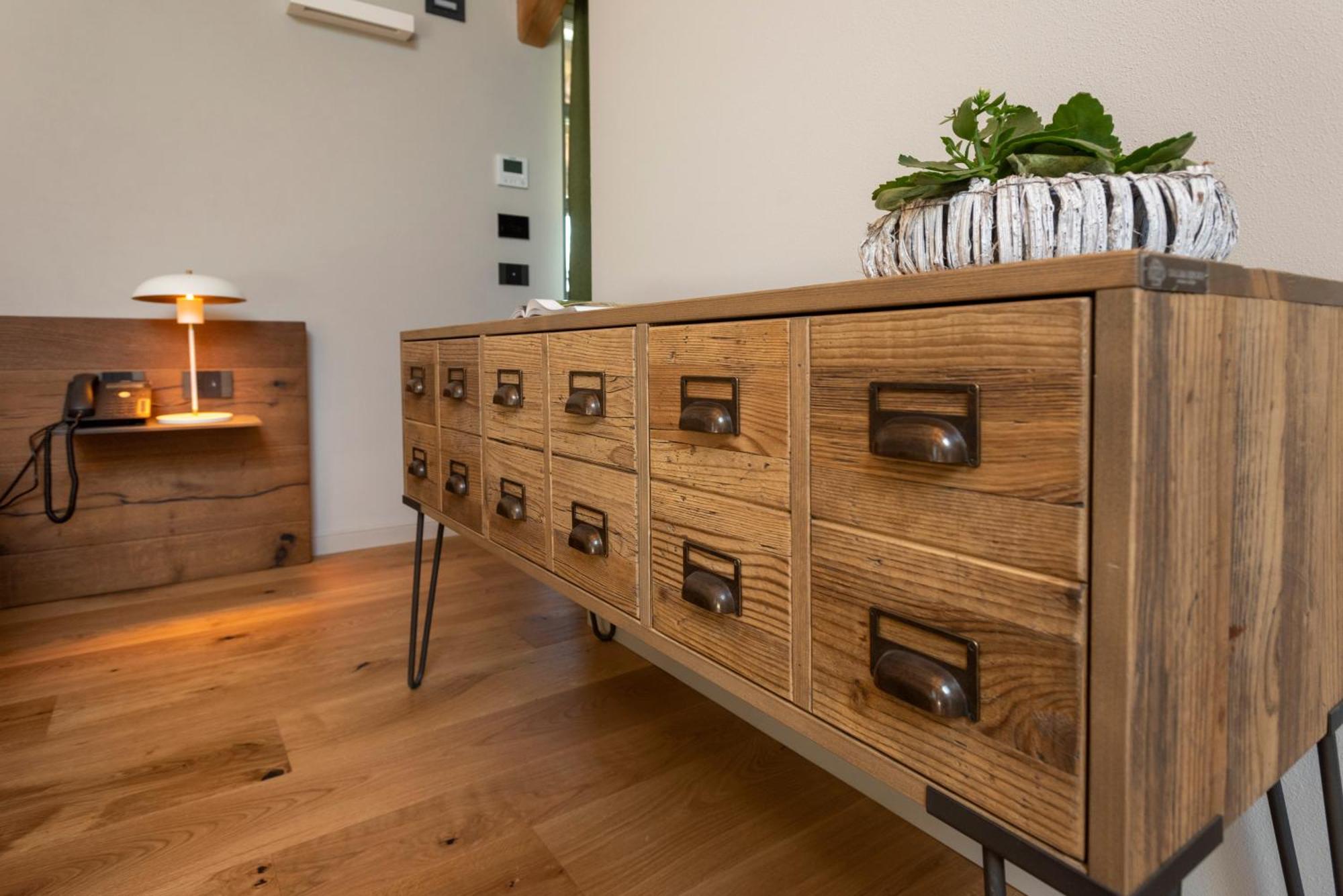 Antica Dimora Dosio Bed & Breakfast La Morra Ruang foto